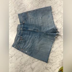 NWT American Eagle Highest Rise 90’s Boyfriend Shorts Size 10